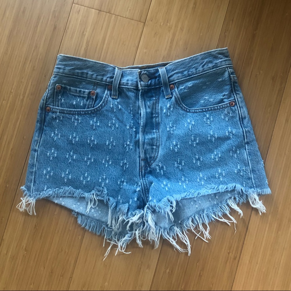 Levi’s 501 High Waist Cutoff Shorts